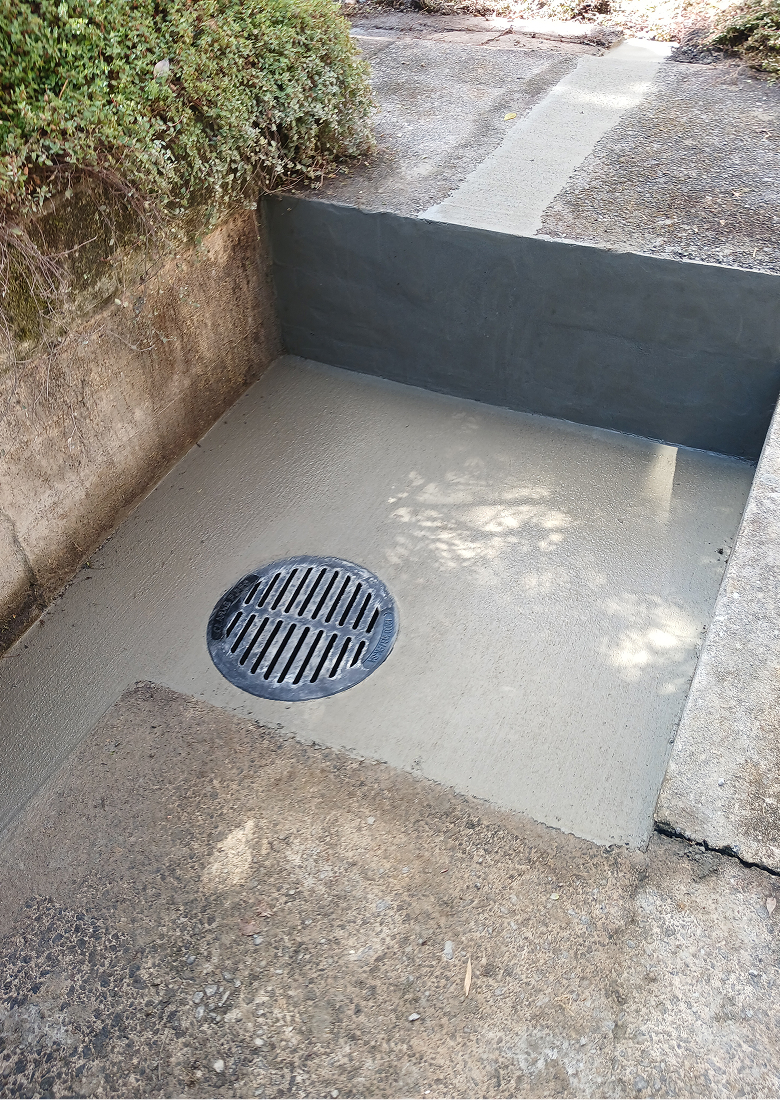 Driveway/Flat ground drain.